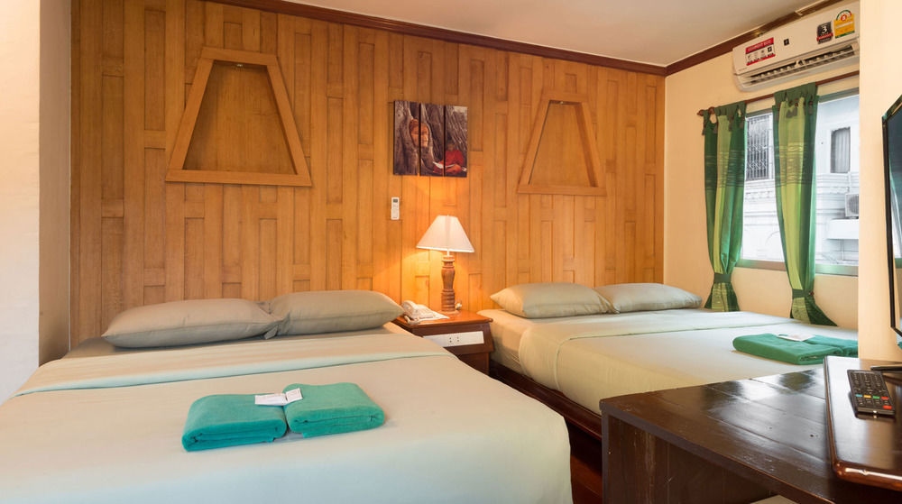 New Road Guest House Bangkok Extérieur photo