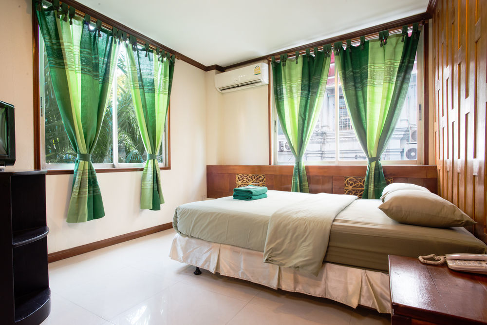 New Road Guest House Bangkok Extérieur photo