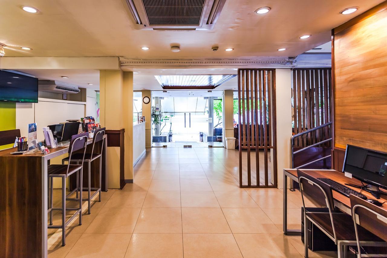 New Road Guest House Bangkok Extérieur photo